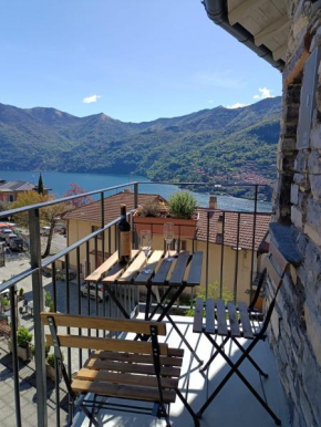 Piazzetta House Stunning Lake View Welcome Cocktail at Il Baretto Moltrasio